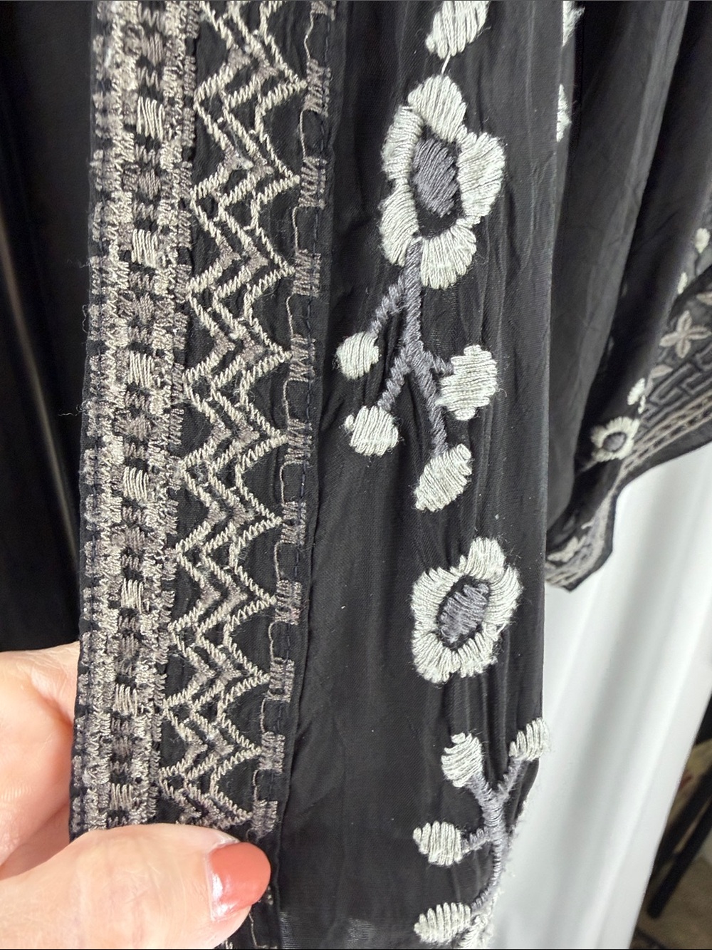 Johnny Was Embroidered Floral Kimono Cardigan – Black Gray – Size S - Picture 5 of 7